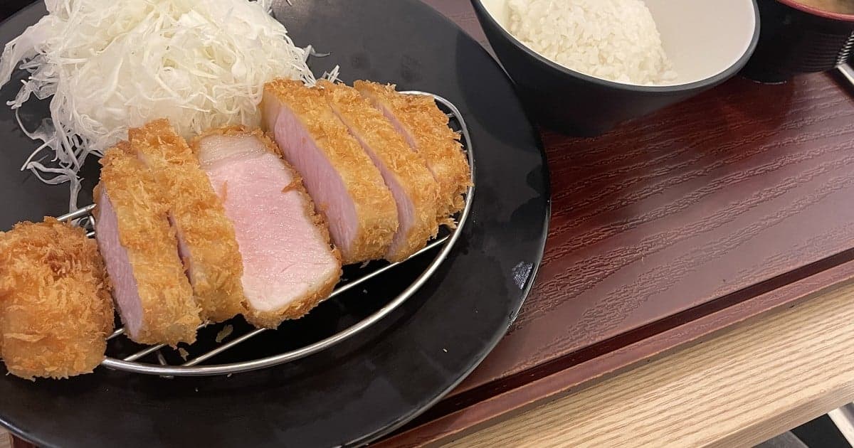 [맛집] 을지로입구 페럼타워 '가츠쇼신' — 핑크빛 속살 돈까스, 직장인 점심 방문기